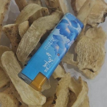 河南正宗铁棍山药毛片