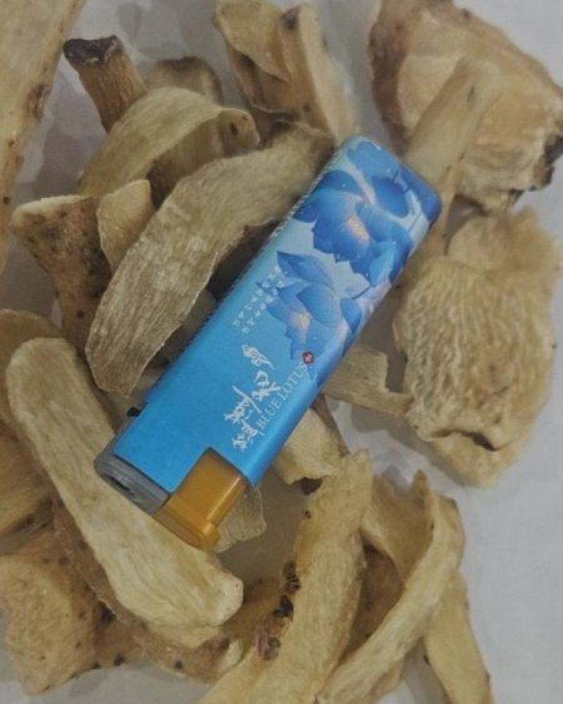河南正宗铁棍山药毛片