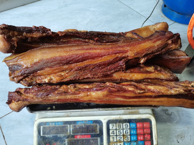 **腊肉***量大从优随时有货