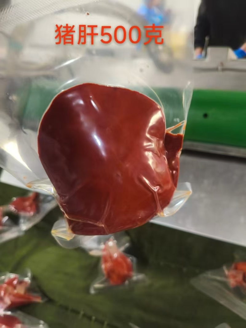 欢迎电话咨电商**:全套卤制品上线:熟猪头肉。猪蹄。肘子。猪