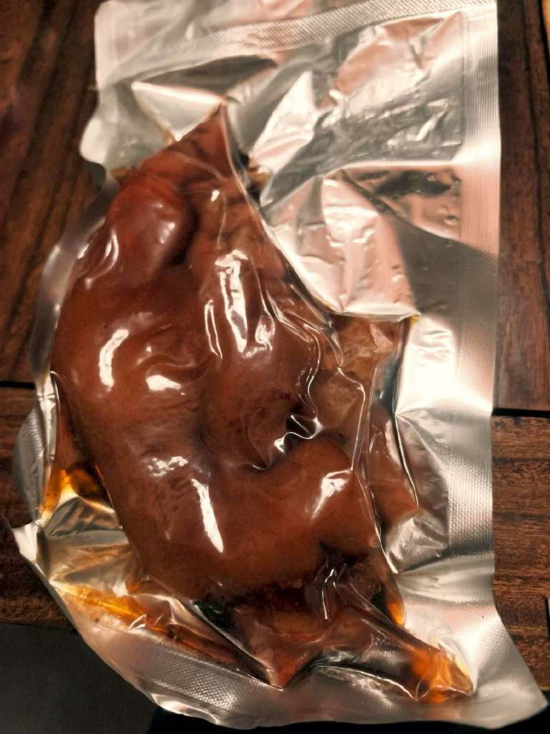 欢迎电话咨电商**:全套卤制品上线:熟猪头肉。猪蹄。肘子。猪