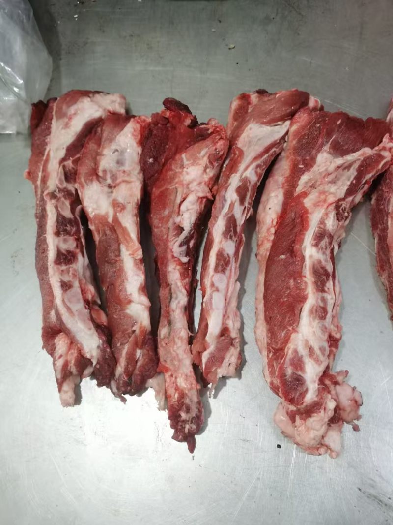 母猪胸骨30吨，新货原始，东北发货