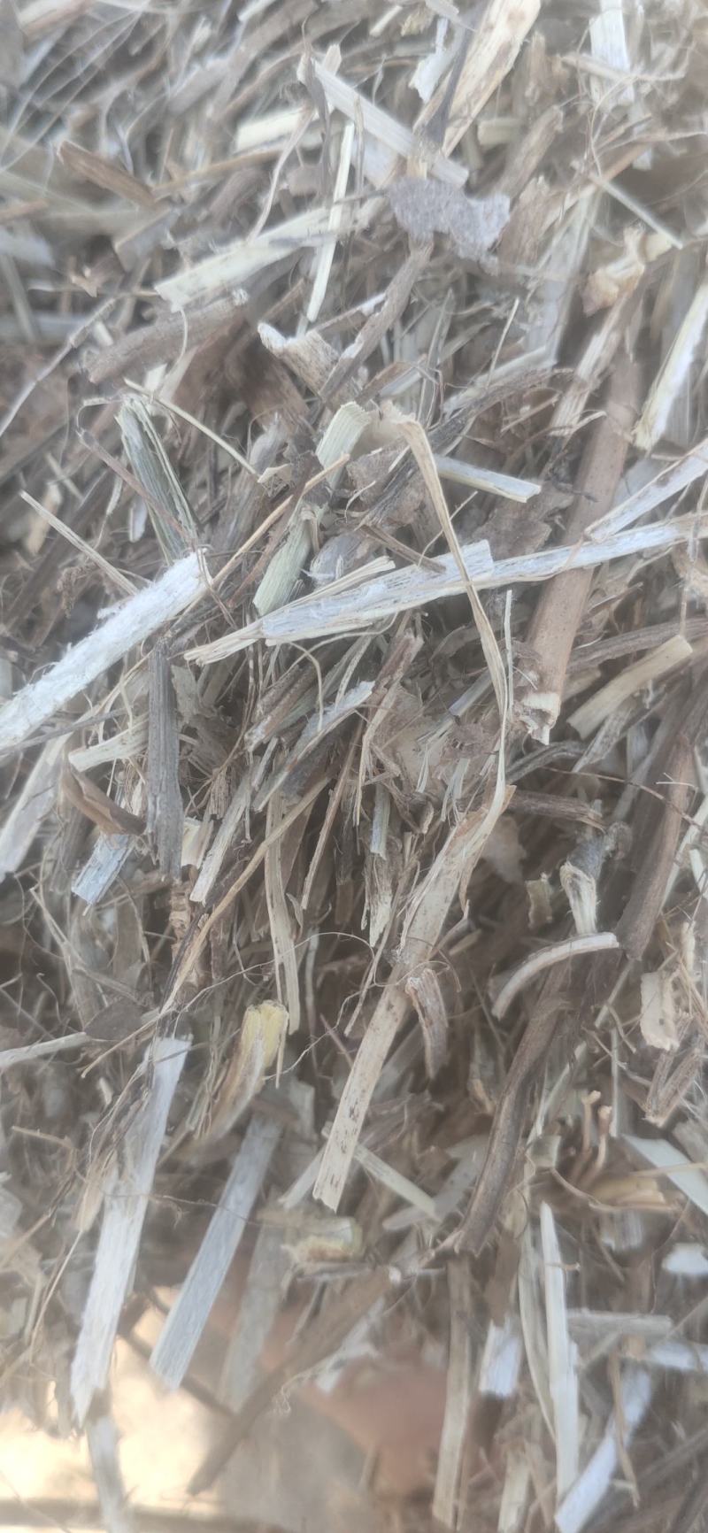 出售花生秧除膜小草黄白少黑无土无膜无霉变过风选