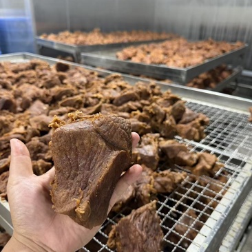 老卤入味熟牛肉切片不散夜市档口专用食材