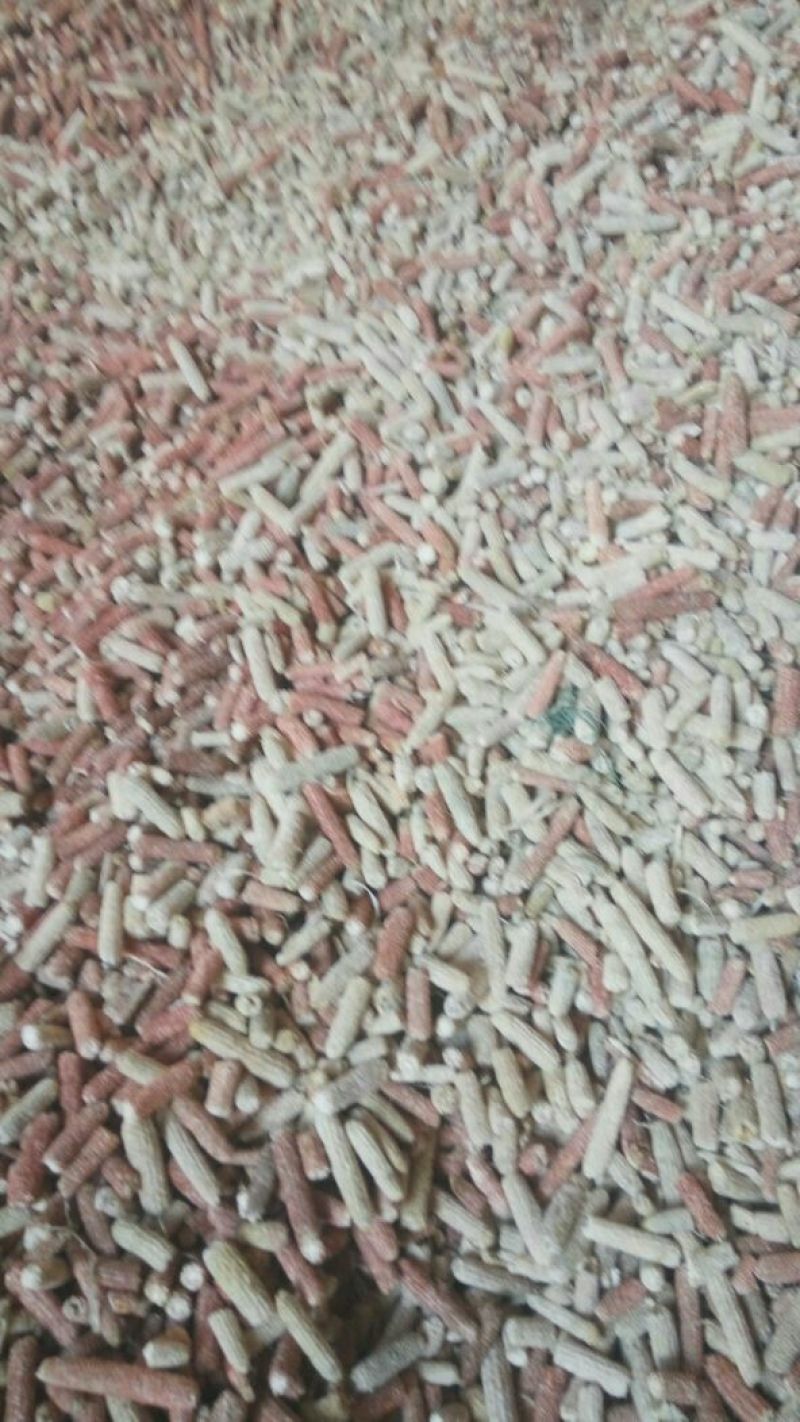 出售玉米芯颗粒压缩包