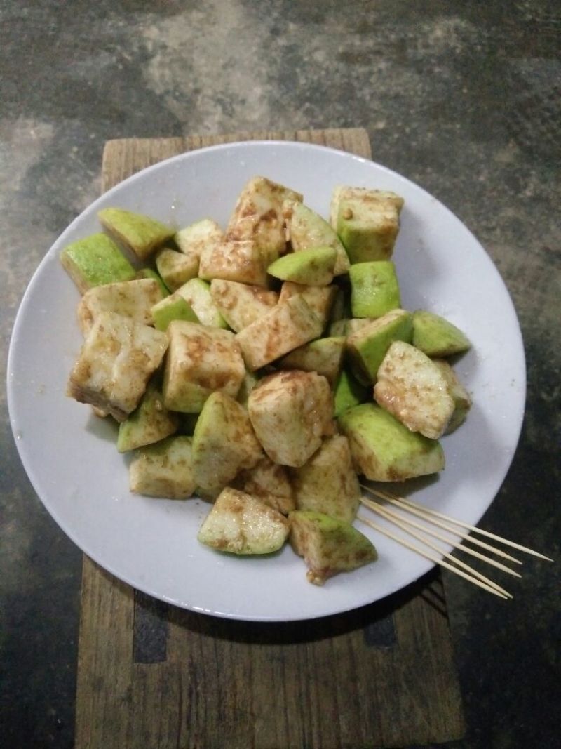 广西北流纯芭乐白心番石榴瘦身果热带水果，香糯软
