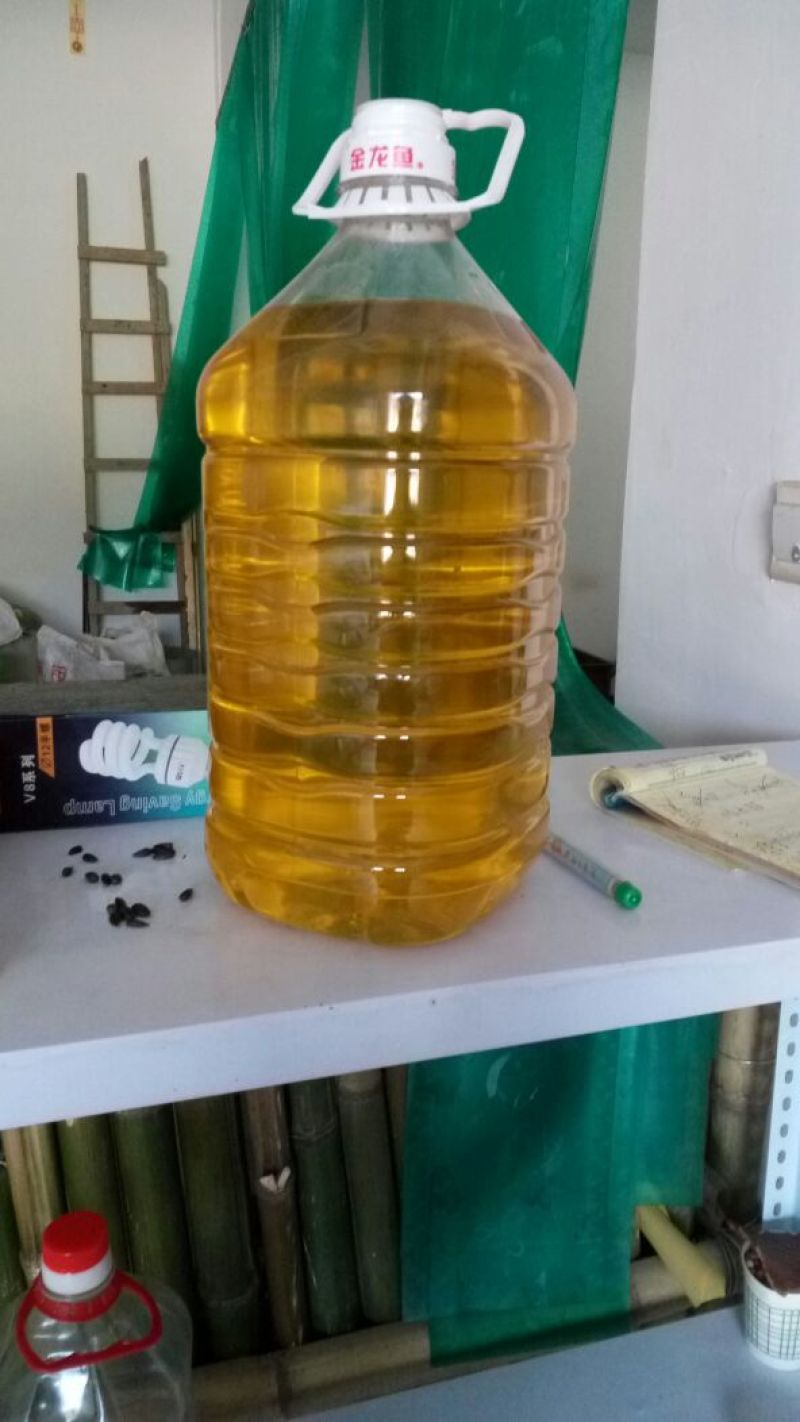 压榨菜籽油一级