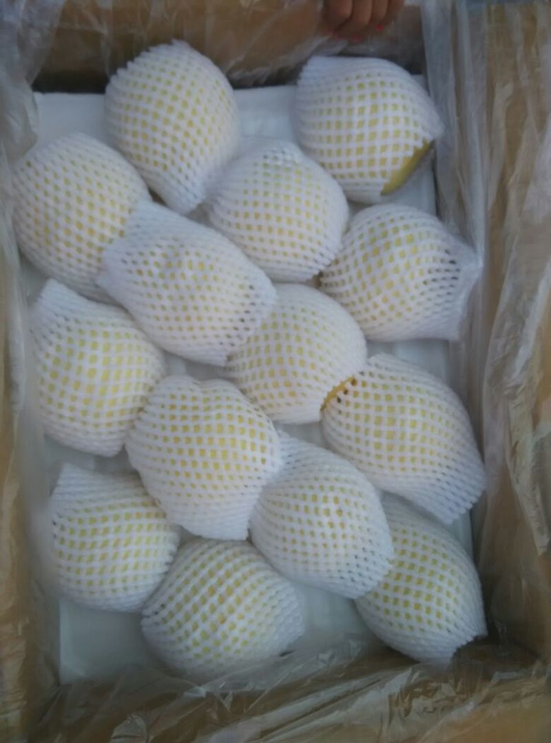 皇冠梨300~350g纸箱
