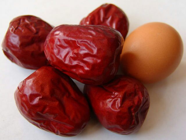 姜枣汤冲鸡蛋的食材准备