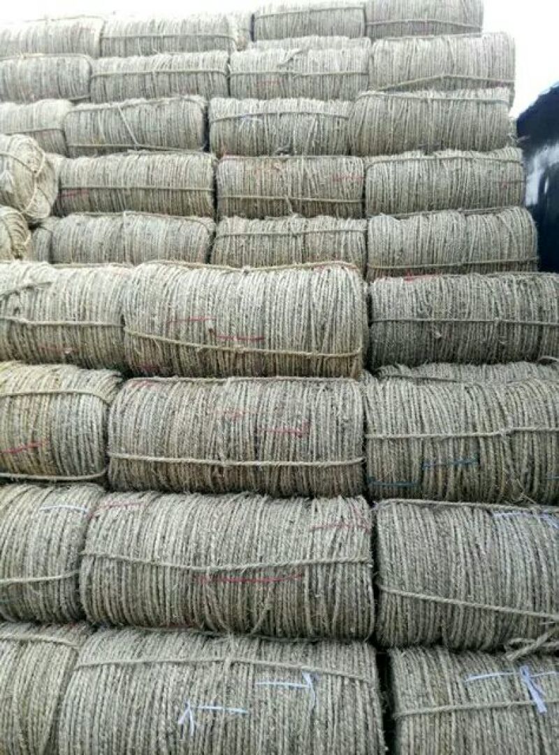 草绳草绳草帘打包绳好绳，，各种规格，，产地直销。济宁喻