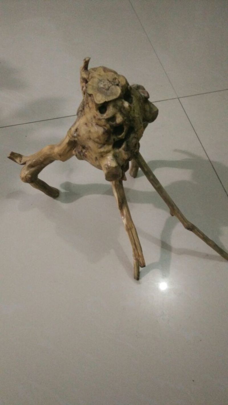 根雕茶几