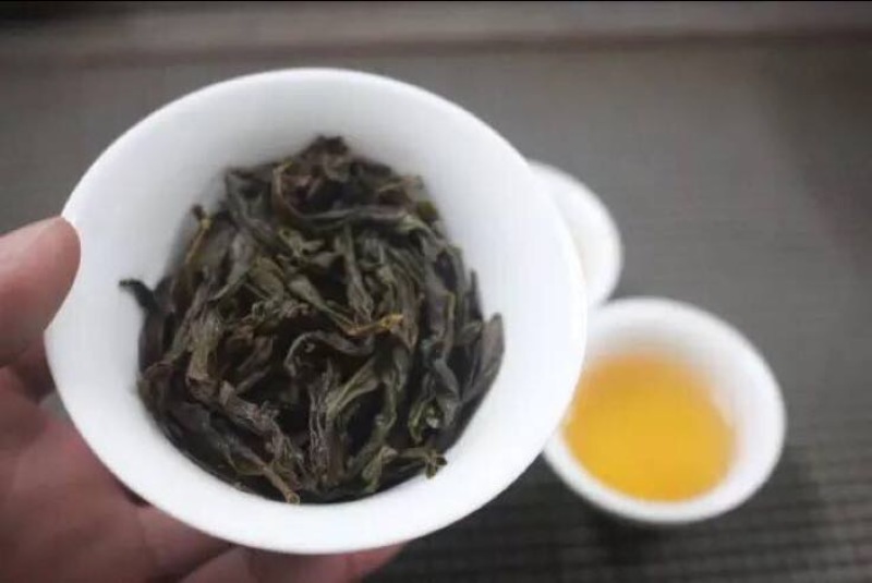 乌龙红茶
