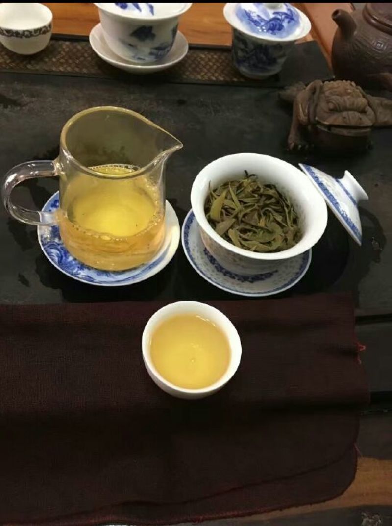 百年大树茶一级