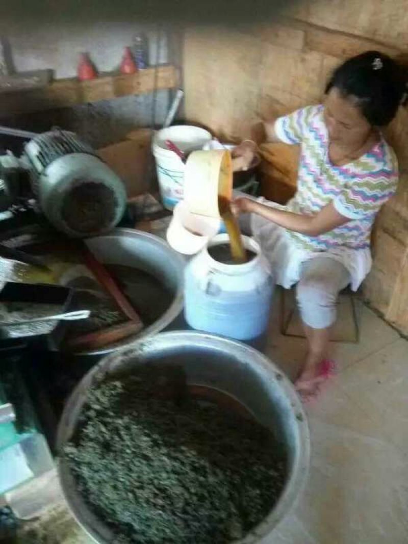压榨菜籽油一级