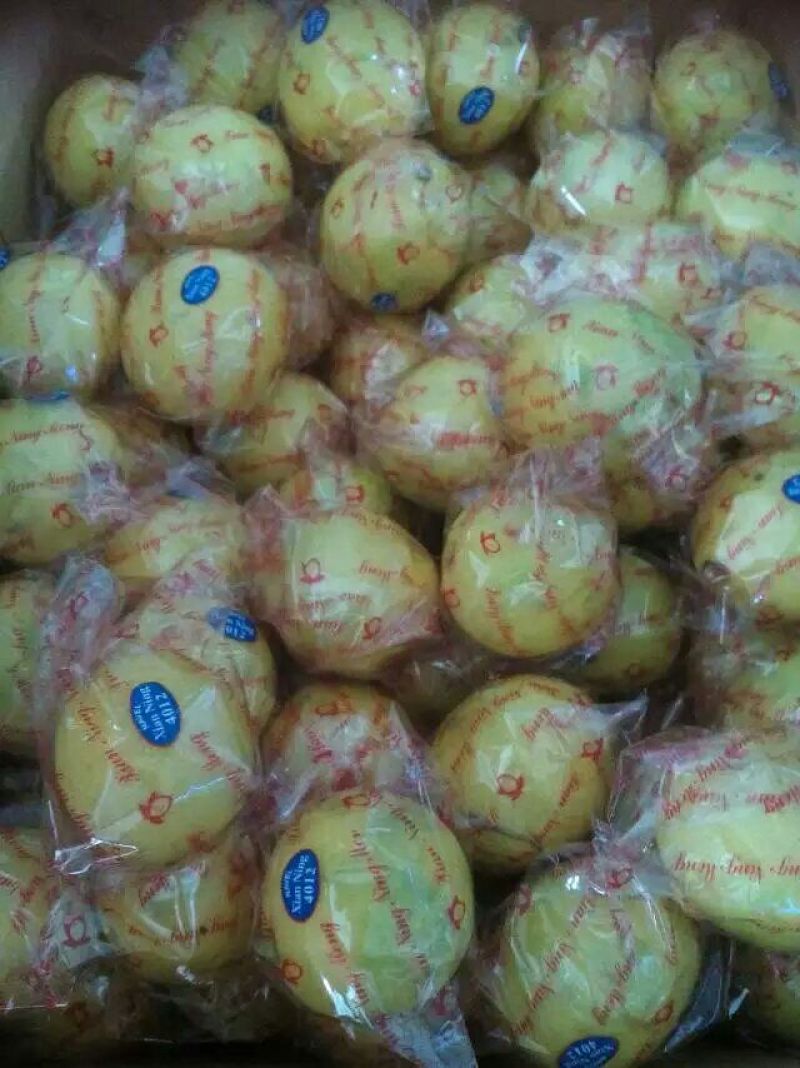 香水柠檬皮厚香味十足，皮薄多汁