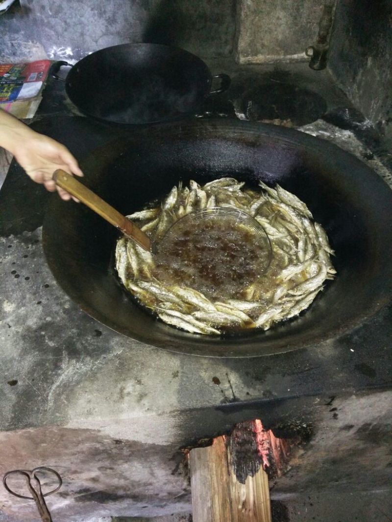 鱼干炸鱼干