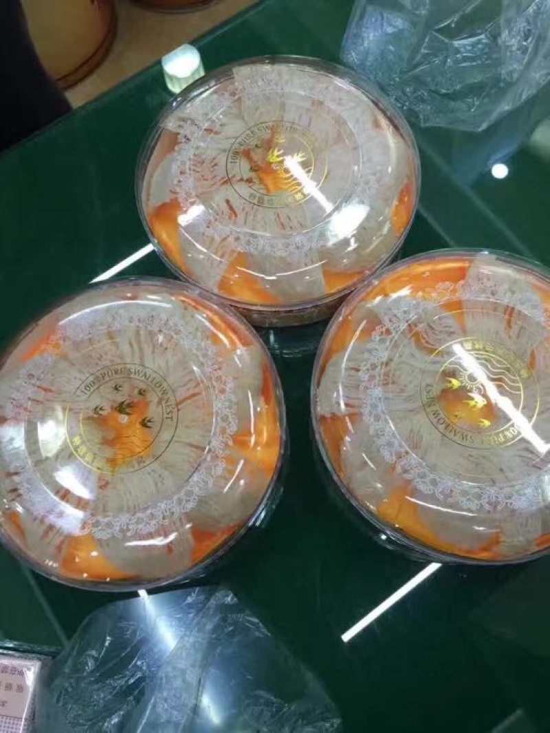 优选燕窝印度尼西亚石板上燕子用体内的物质做出来的燕窝