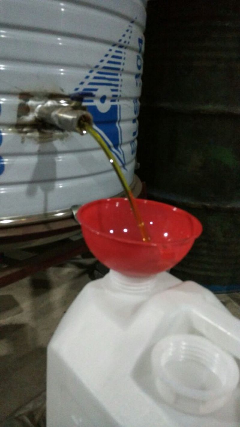 【店家推荐】修水菜籽油一手货源保质保量可视频看货