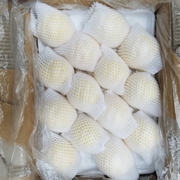 皇冠梨200~250g纸箱