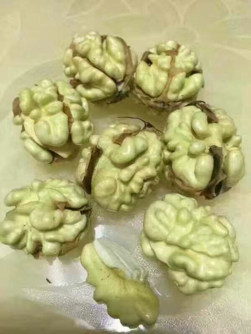 薄皮核桃30mm以上去皮