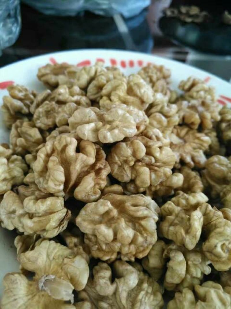 绵核桃去皮干