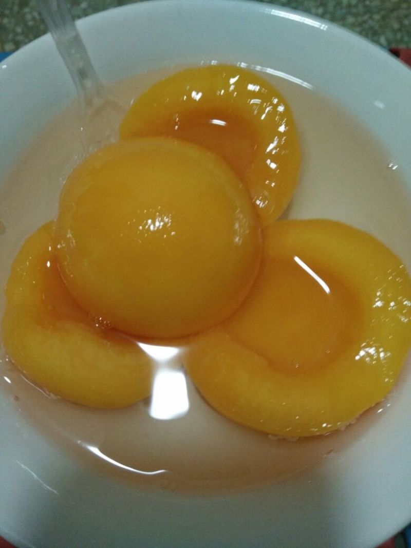 黄桃罐头