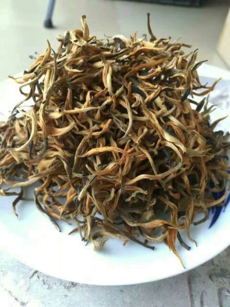 云南普洱各类滇红色香味俱全