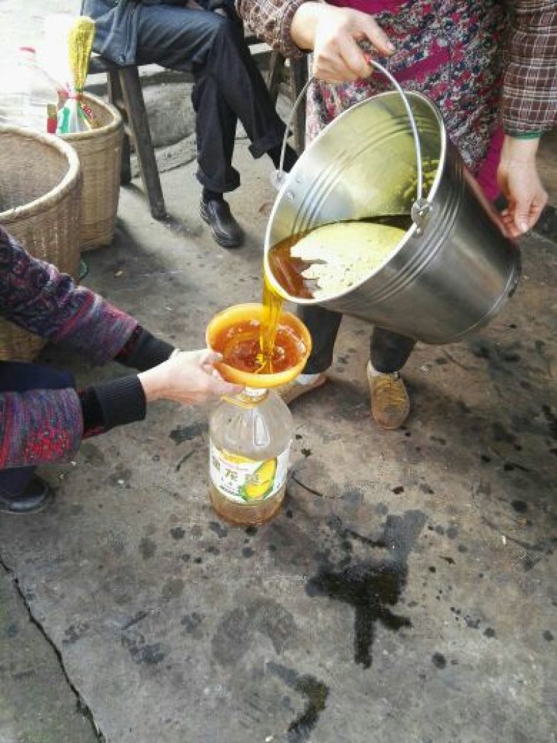 压榨菜籽油一级