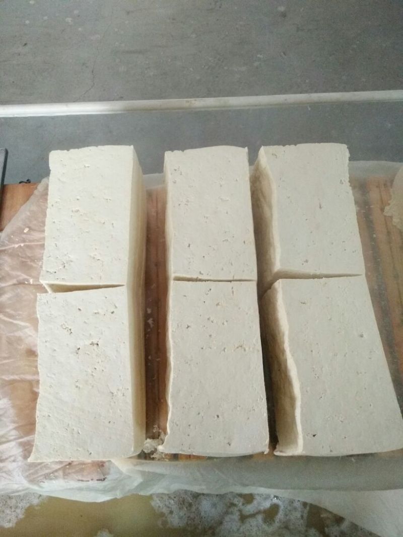 豆腐湿豆腐