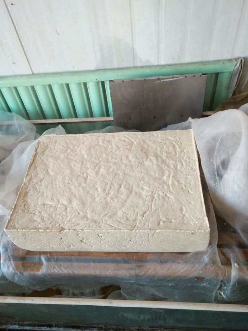豆腐湿豆腐