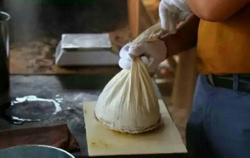 古树普洱茶二级