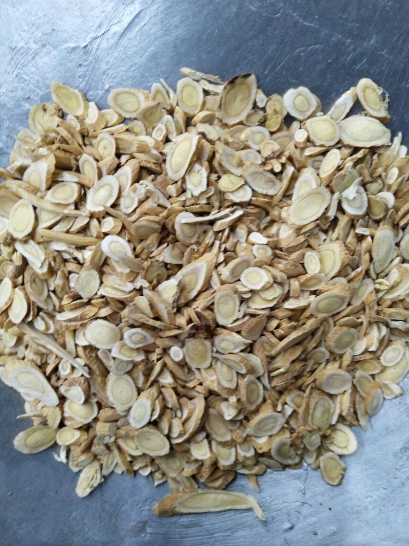 黄芪0.5~1.5cm
