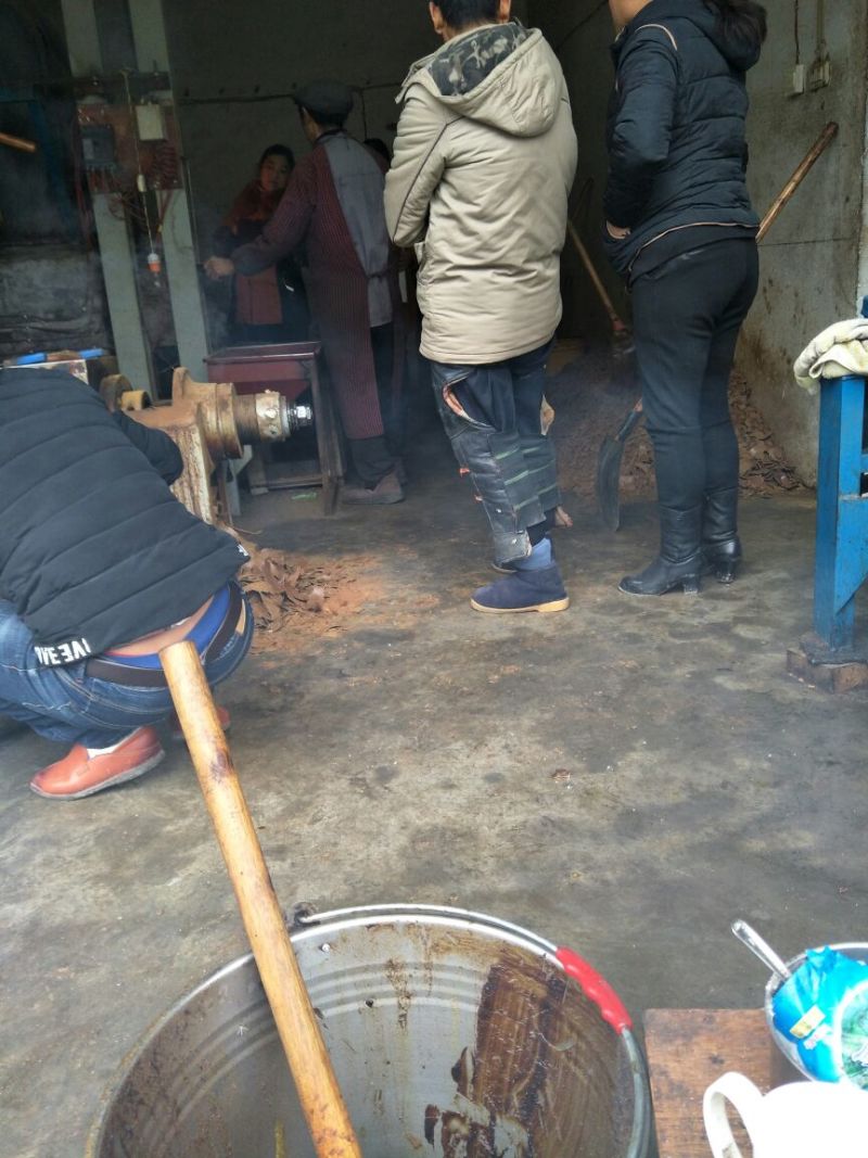 压榨菜籽油三级