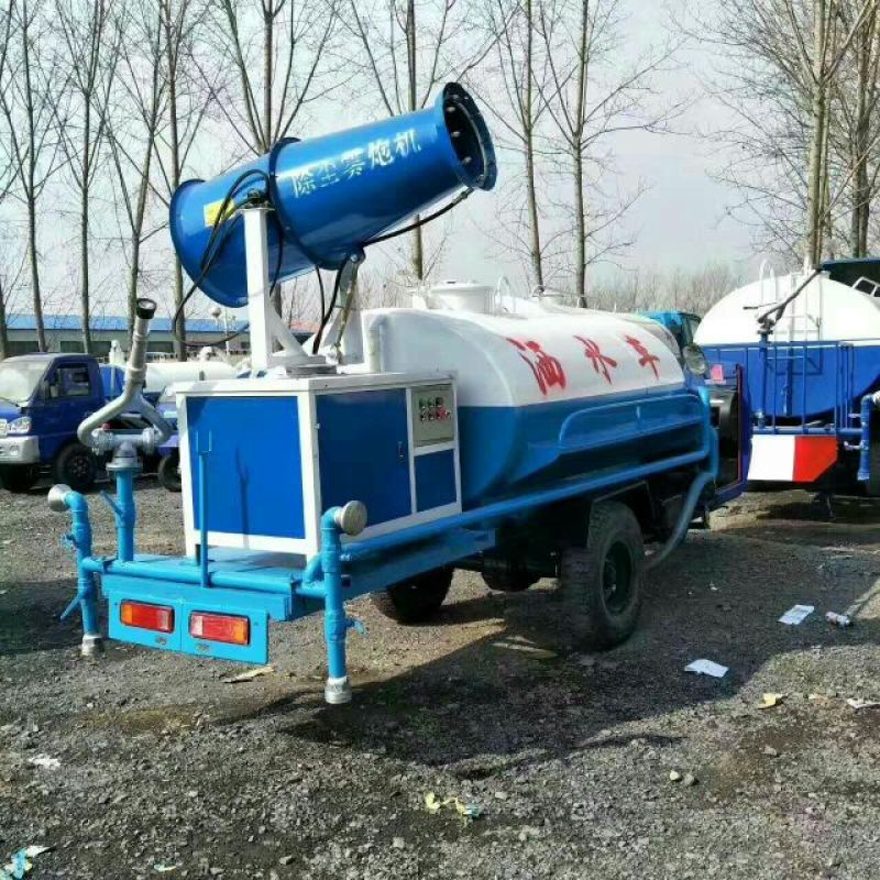 洒水车