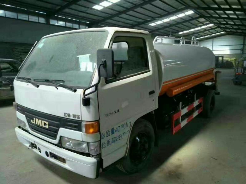 洒水车
