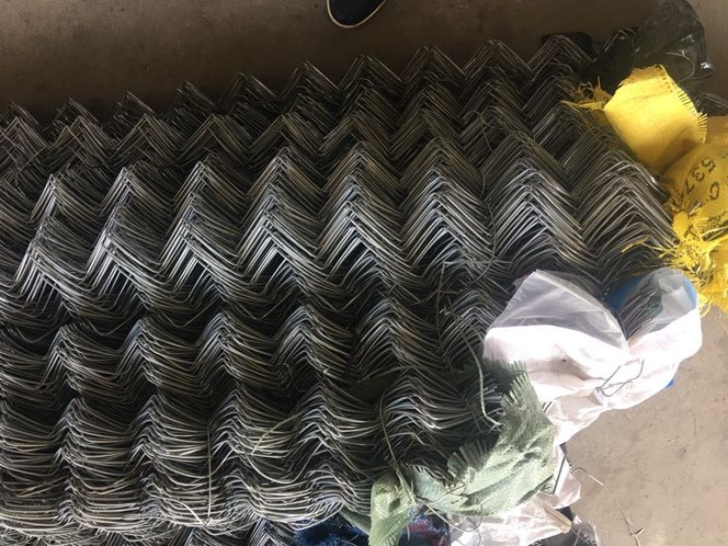 铁丝网