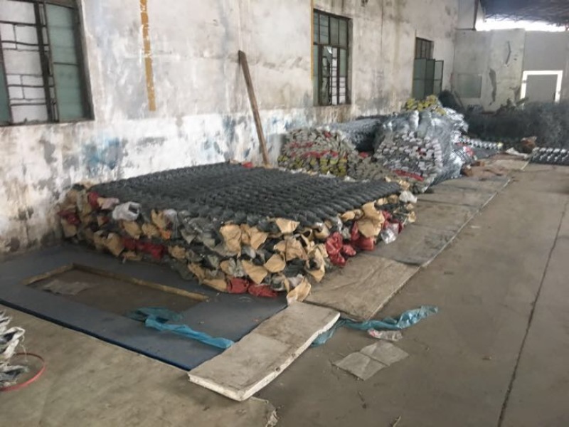 铁丝网