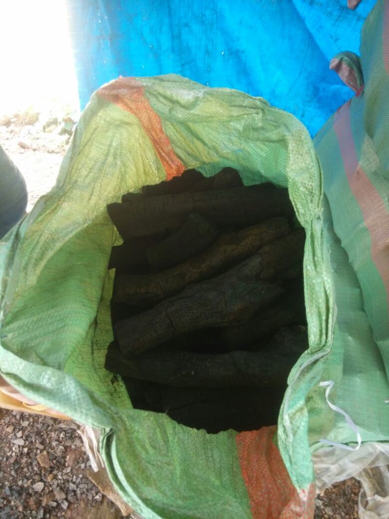 木炭烧烤炭荔枝木炭高温耐燃无烟承接大宗交易各平台一件代发