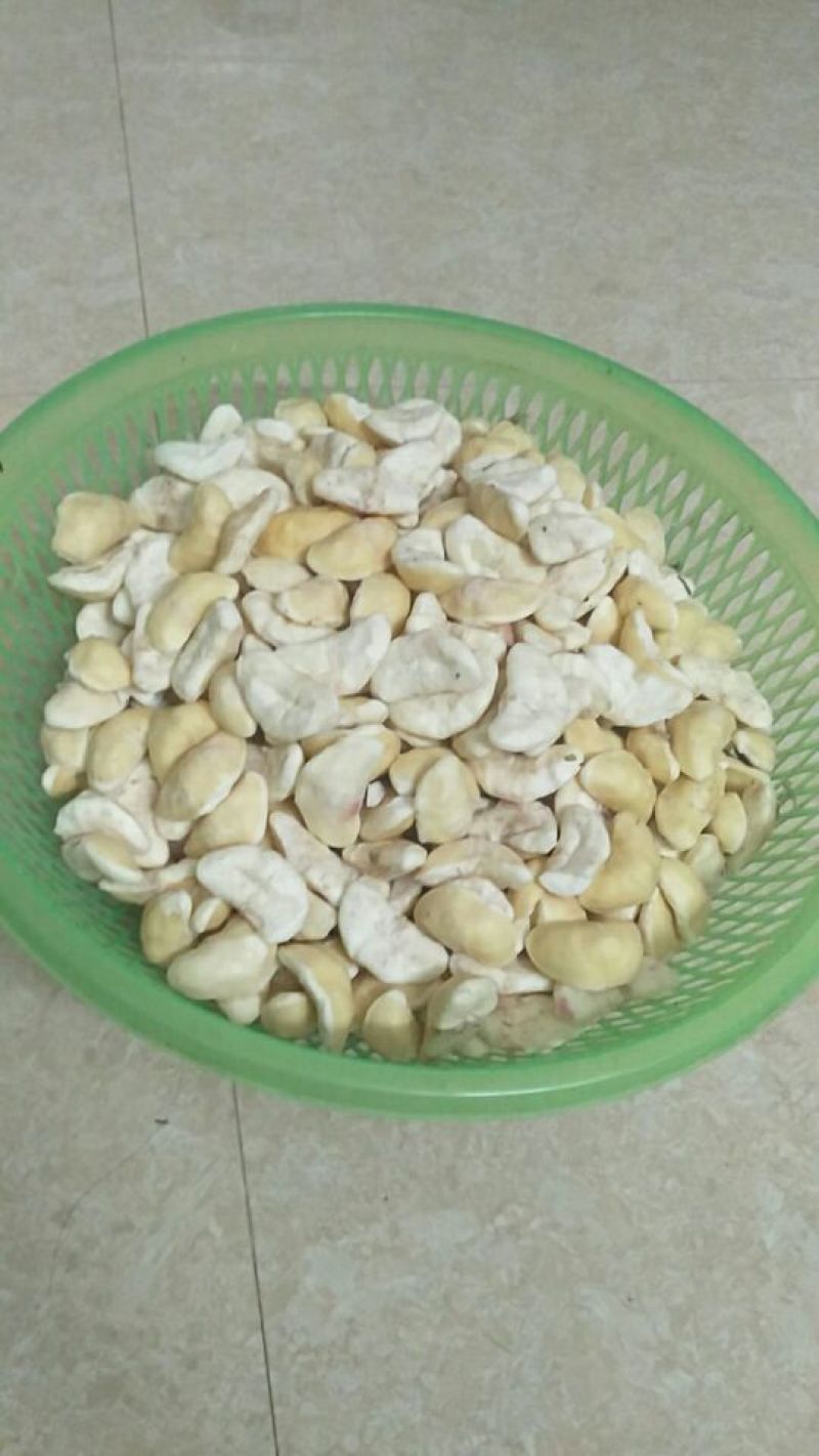 新鲜菱角家菱大量上市