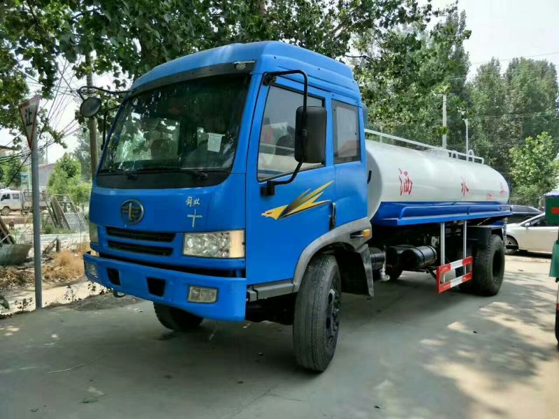 洒水车