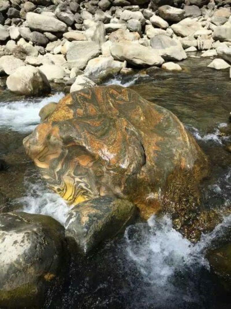 毛石