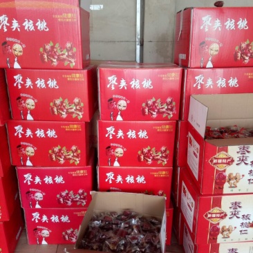 红枣夹核桃袋装2个