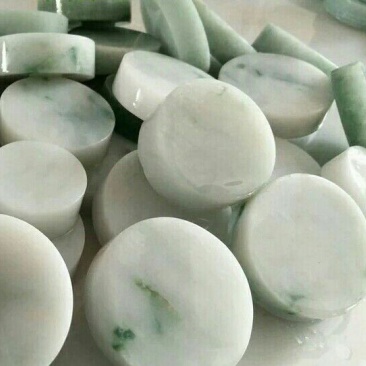 毛石