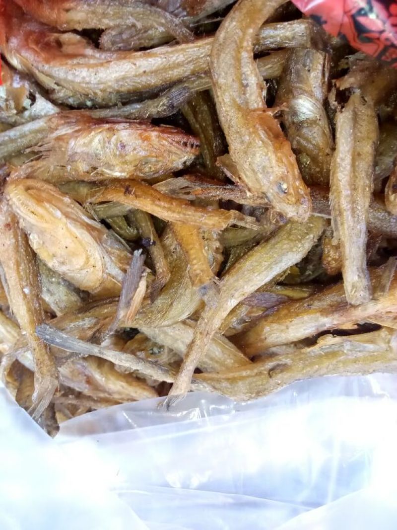火焙鱼稻谷香味