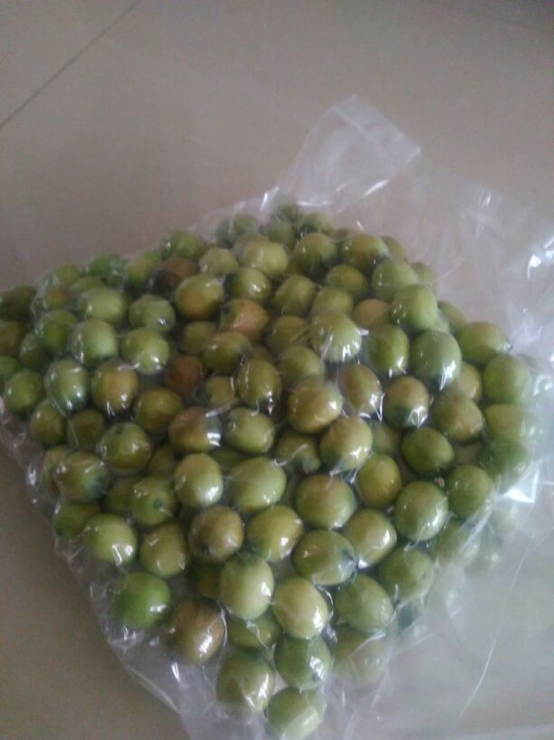 新鲜草莲子