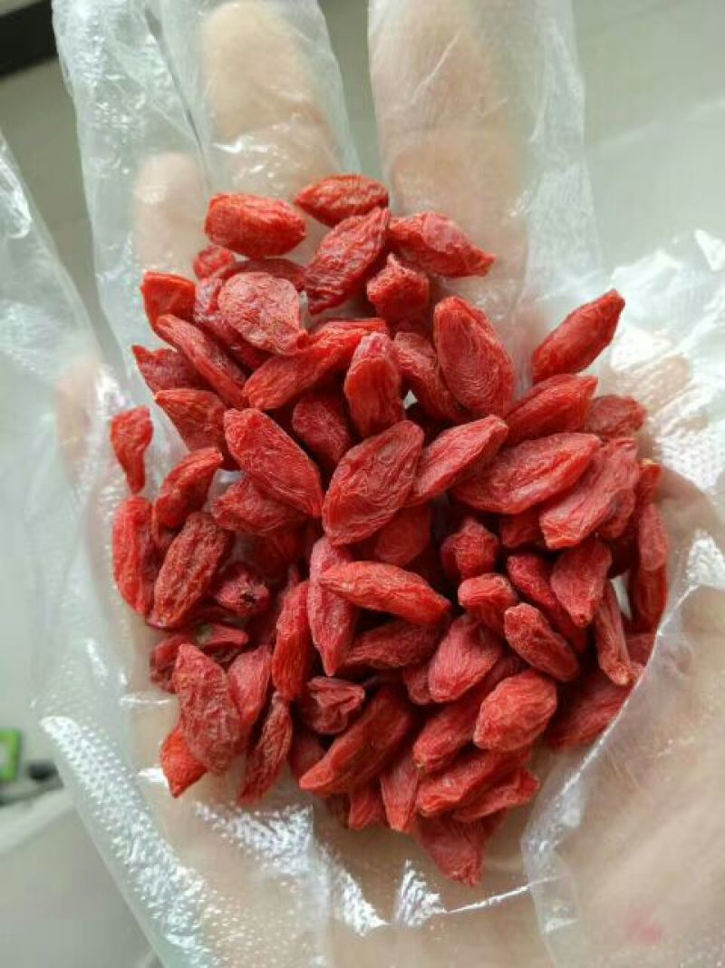 红枸杞头茬干货