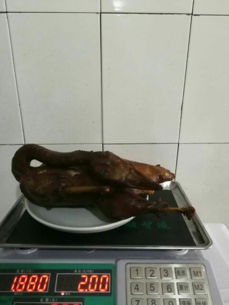 卤鹅