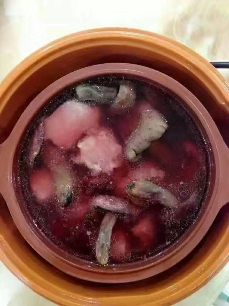 红菇3―5cm中菇未开伞