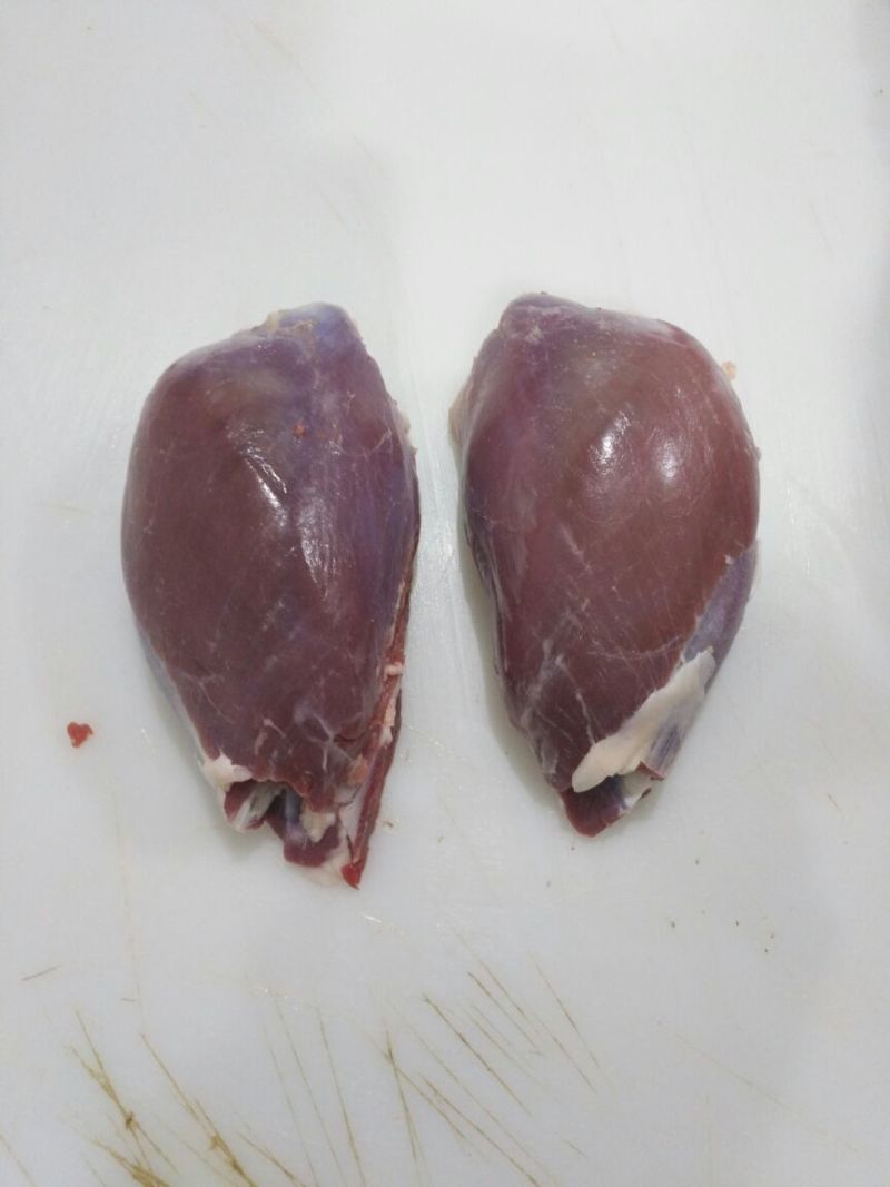 羊后腿是不带骨绵羊肉