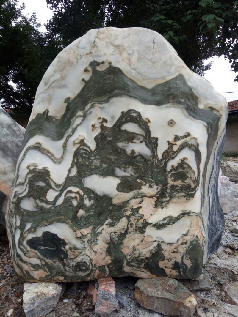 毛石